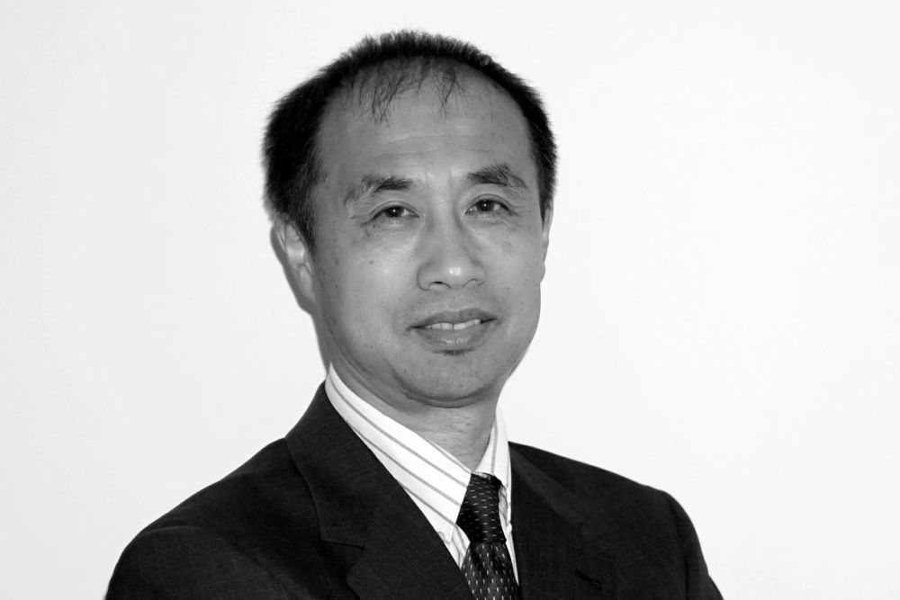 Dr Chen Bw